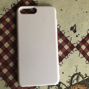 IPhone 8 Plus light pink silicone case